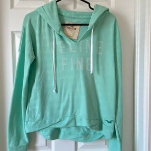 Hollister Hooded shirt